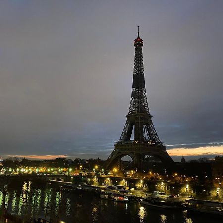 Appartement Eiffel Tower Romantic View à Paris Extérieur photo